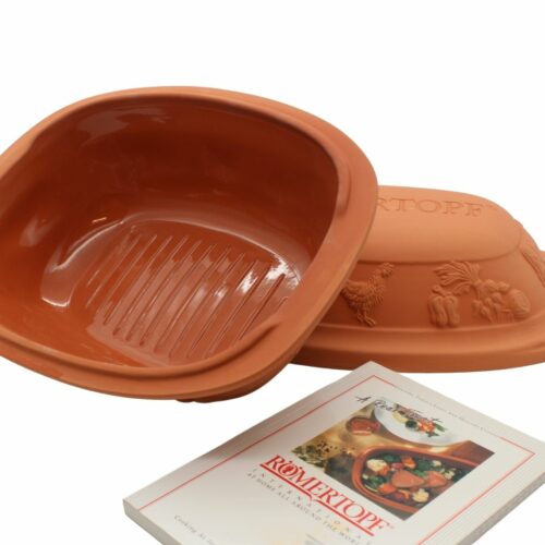 Romertopf 4 person clay cooking pot with cookbook